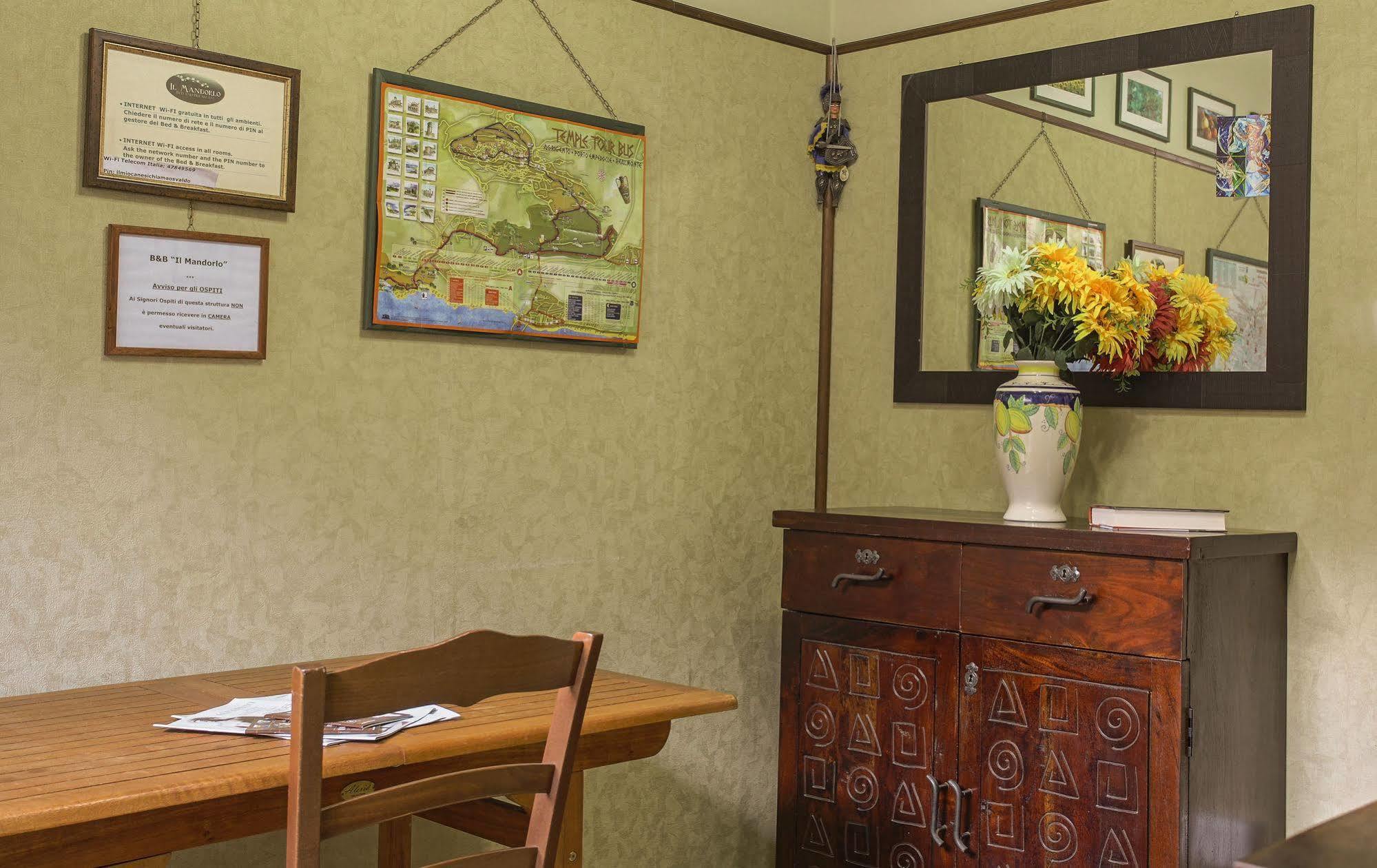 アグリジェント Il Mandorlo Bed & Breakfast エクステリア 写真