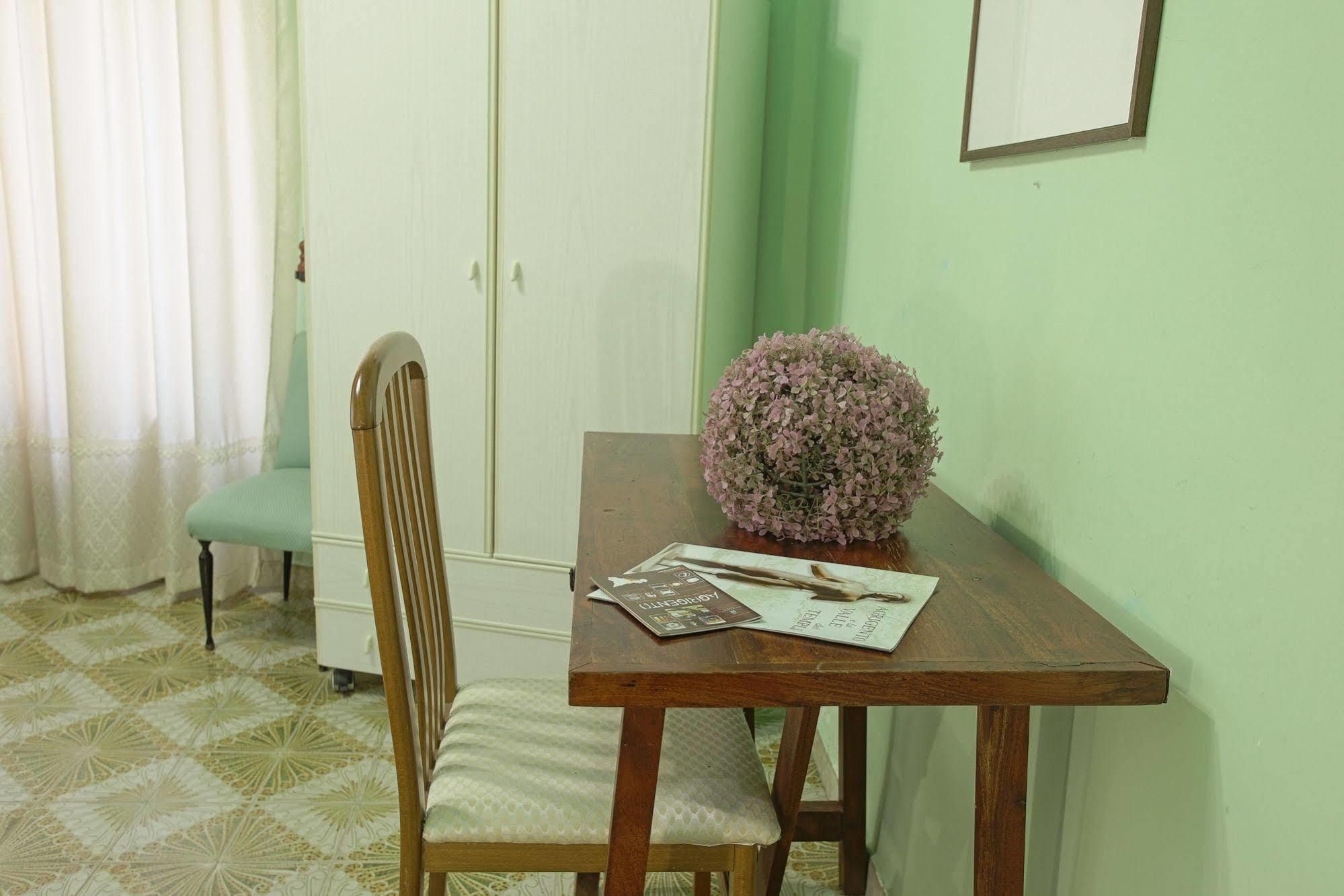 アグリジェント Il Mandorlo Bed & Breakfast エクステリア 写真